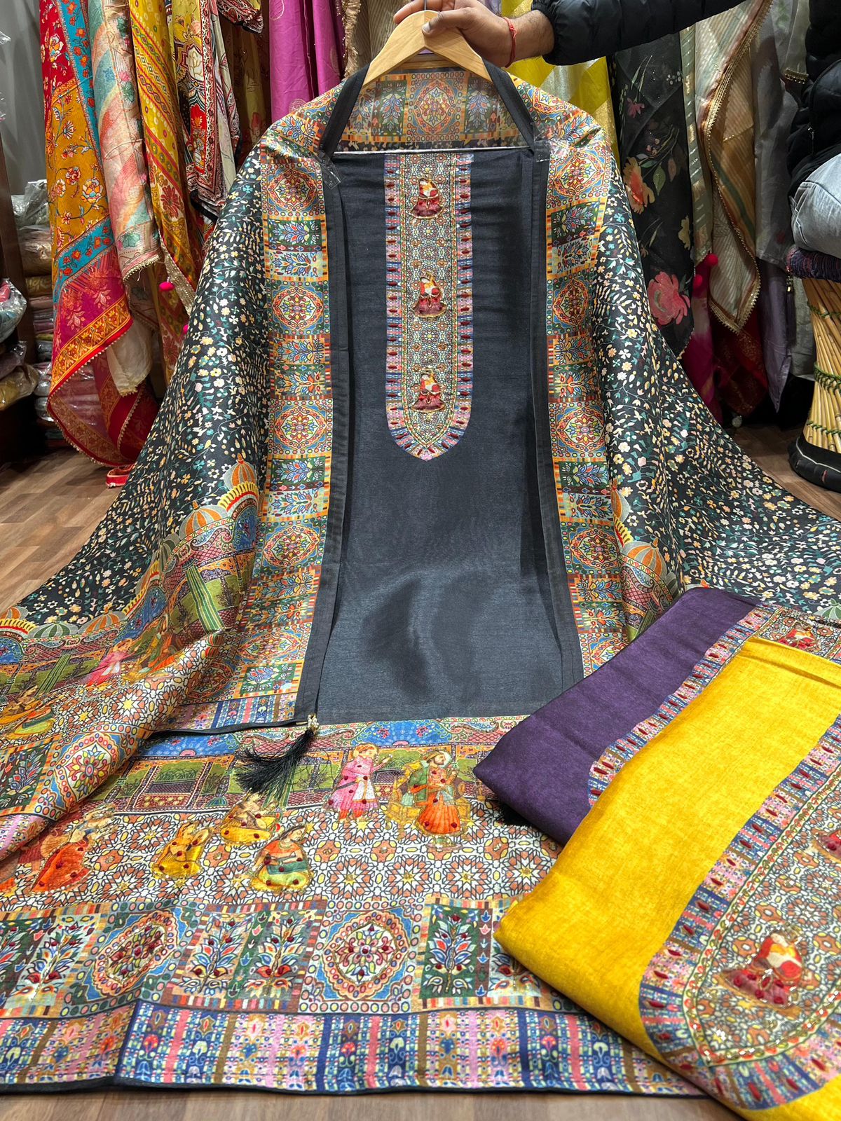 Royal Heritage Cotton Suit Set