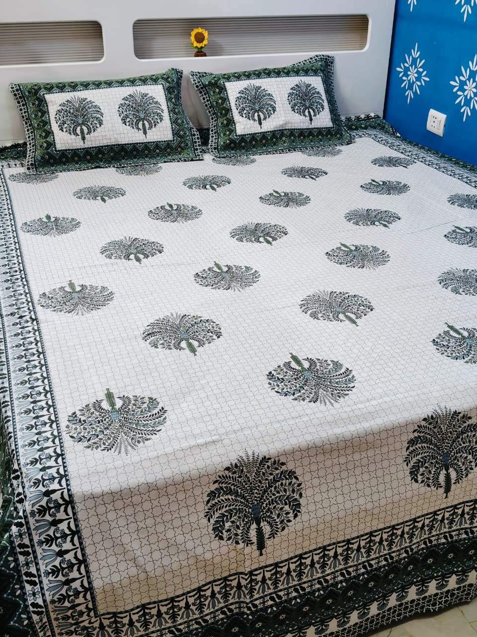 KING SIZE COTTON BEDSHEET