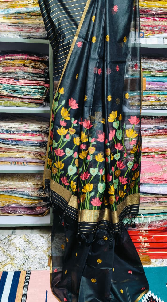 MAHESHWARI SILK SAREE GOLDEN JARI WEAVING