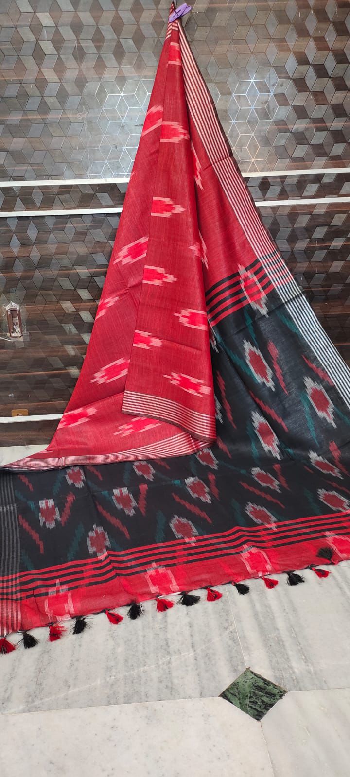 EKKAT LILEN SAREE