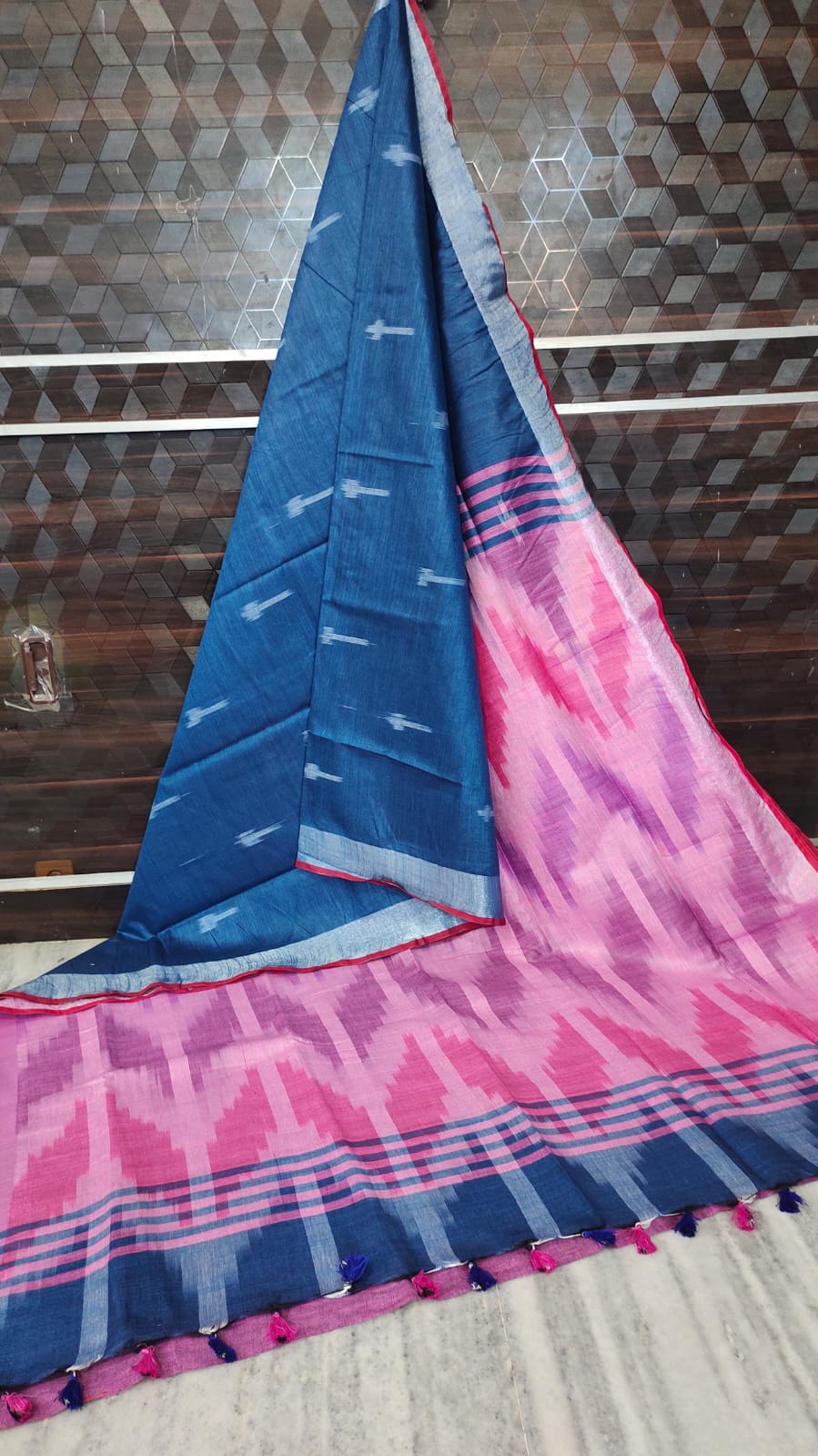 EKKAT LILEN SAREE