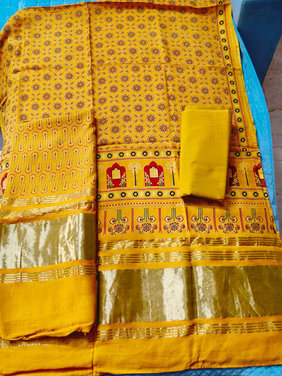 Traditional Printed Cotton Suit Set - gallery