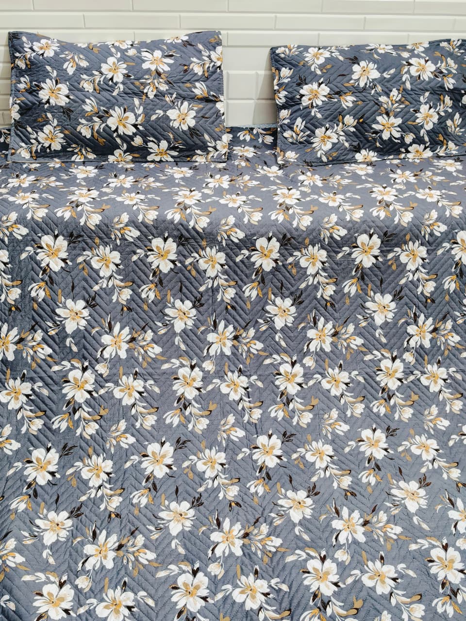 Premium Cotton AC Comforter Set - gallery